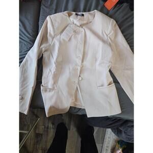 BTFBM Women's Tailored Collarless Button-Up Blazer in Off-White